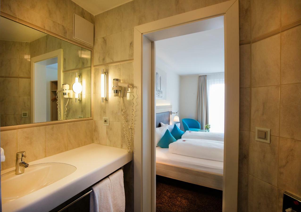 Hotel Oberland Triesenberg Εξωτερικό φωτογραφία